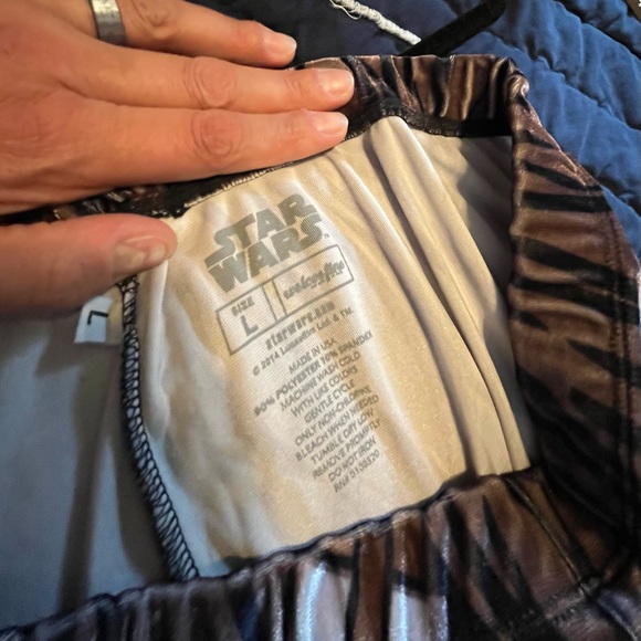 Welovefine Star Wars Velvet Chewbacca Leggings - Picture 4 of 4